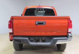 2016 Toyota Tacoma - Image 10