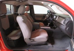 2016 Toyota Tacoma - Image 23