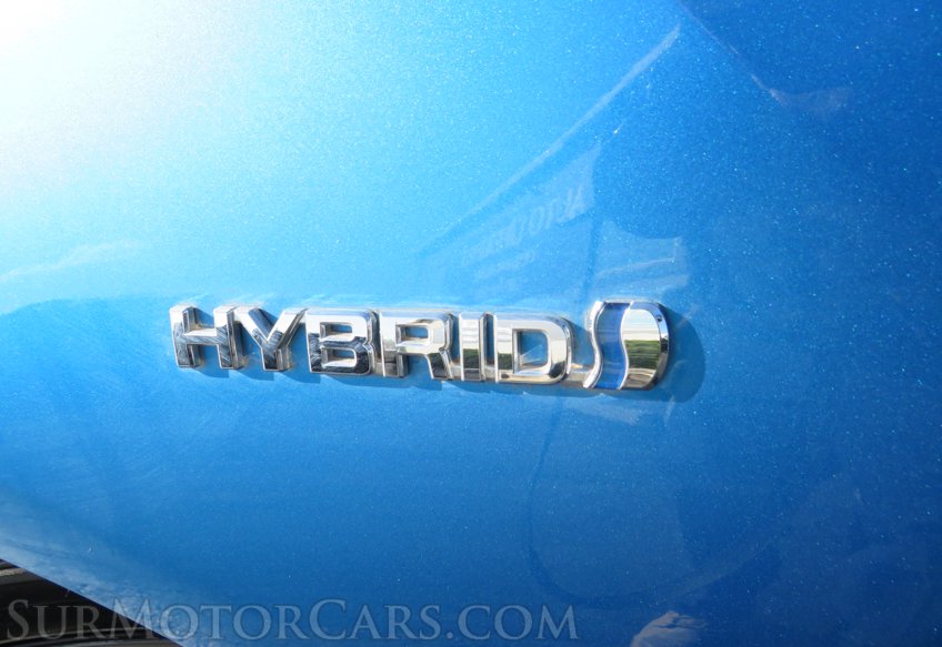 2022 Toyota Prius - Image 19