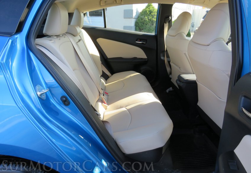 2022 Toyota Prius - Image 27