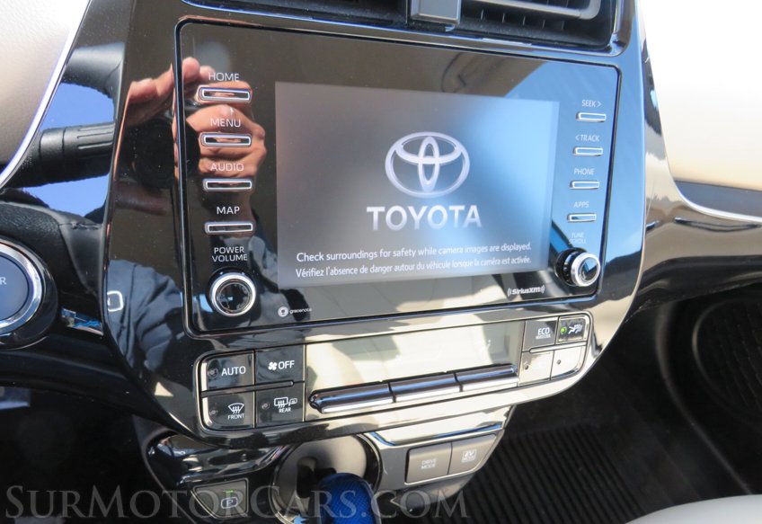 2022 Toyota Prius - Image 40