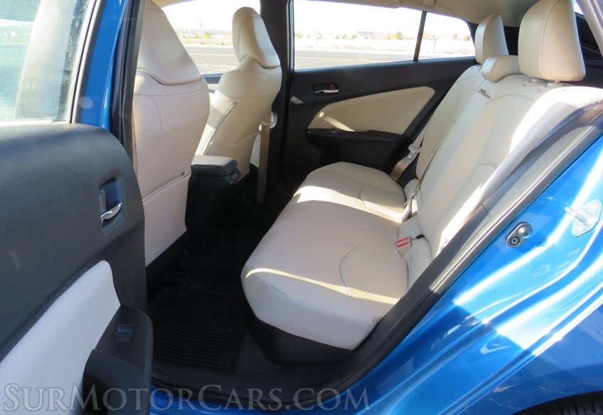 2022 Toyota Prius - Image 26