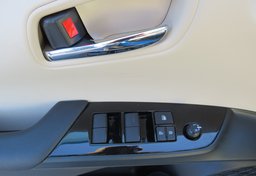 2022 Toyota Prius - Image 50