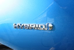 2022 Toyota Prius - Image 19