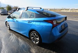 2022 Toyota Prius - Image 8