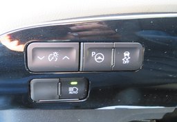 2022 Toyota Prius - Image 48