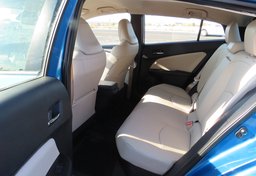 2022 Toyota Prius - Image 25