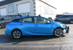 2022 Toyota Prius - Image 10