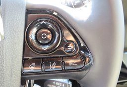 2022 Toyota Prius - Image 31