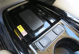 2022 Toyota Prius - Image 38