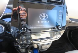 2022 Toyota Prius - Image 40