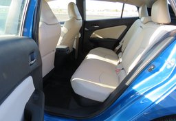 2022 Toyota Prius - Image 26