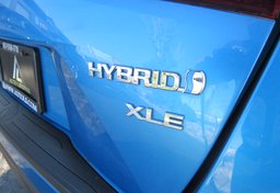 2022 Toyota Prius - Image 20