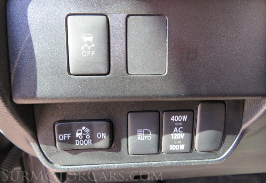2020 Toyota Tacoma 4WD - Image 40