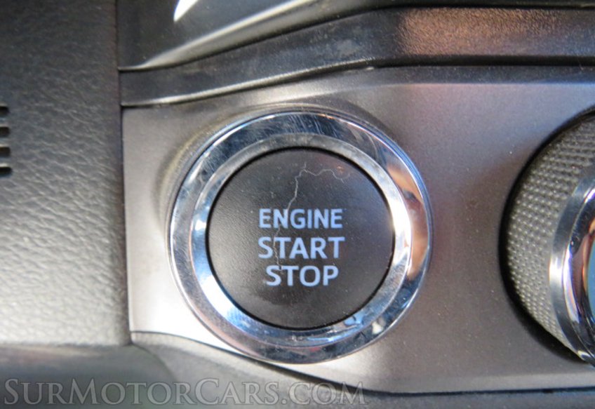 2020 Toyota Tacoma 4WD - Image 38