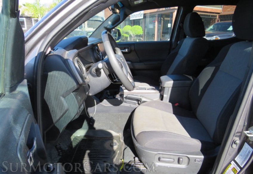 2020 Toyota Tacoma 4WD - Image 24