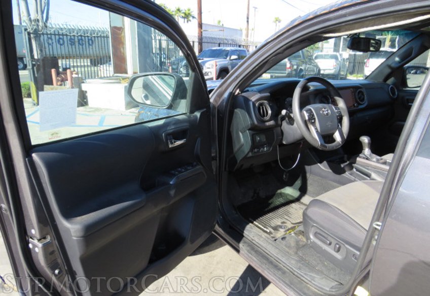 2020 Toyota Tacoma 4WD - Image 20
