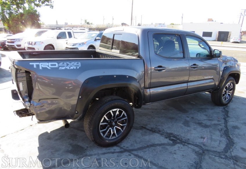 2020 Toyota Tacoma 4WD - Image 9