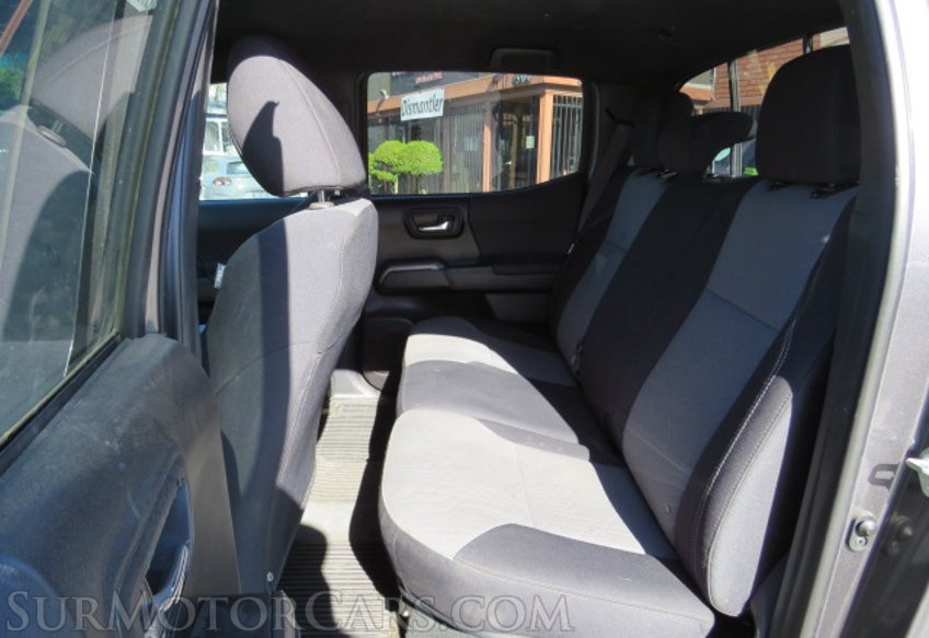 2020 Toyota Tacoma 4WD - Image 25