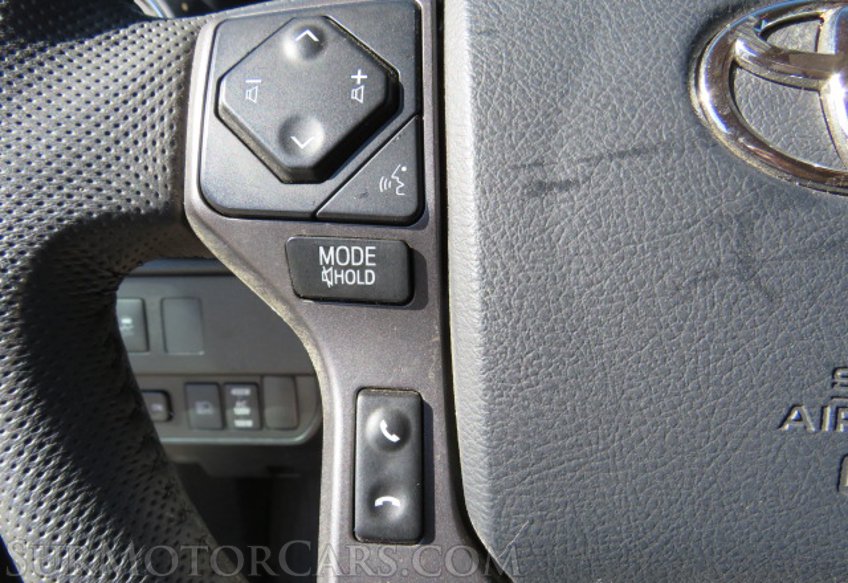 2020 Toyota Tacoma 4WD - Image 35