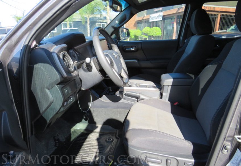 2020 Toyota Tacoma 4WD - Image 28