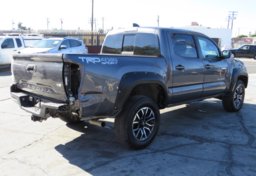 2020 Toyota Tacoma 4WD - Image 7