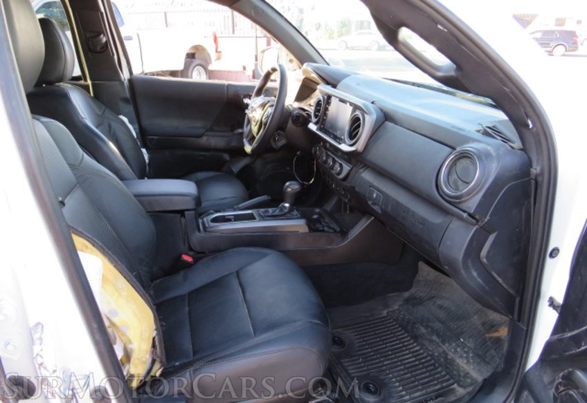 2021 Toyota Tacoma 4WD - Image 21