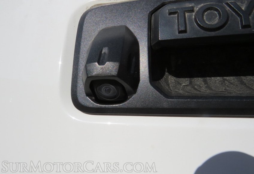 2021 Toyota Tacoma 4WD - Image 17