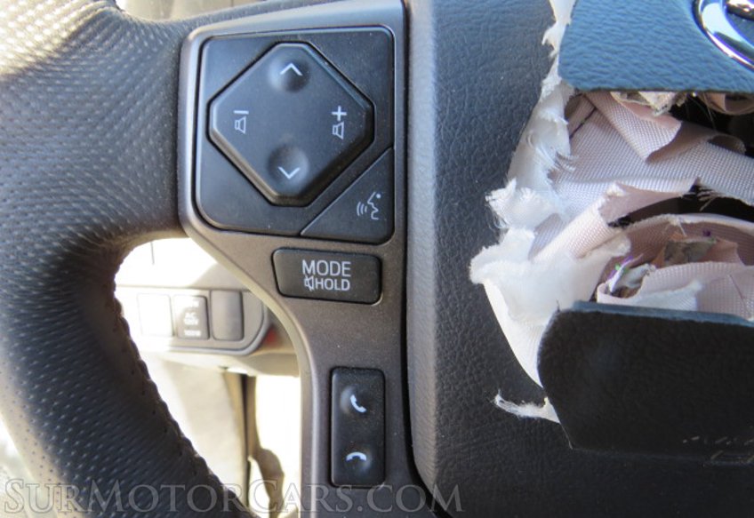 2021 Toyota Tacoma 4WD - Image 29