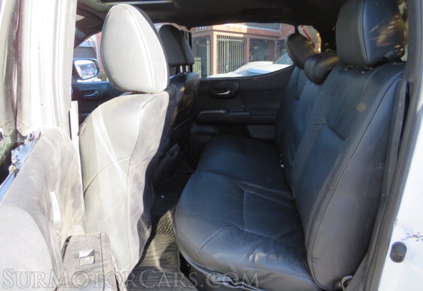 2021 Toyota Tacoma 4WD - Image 24