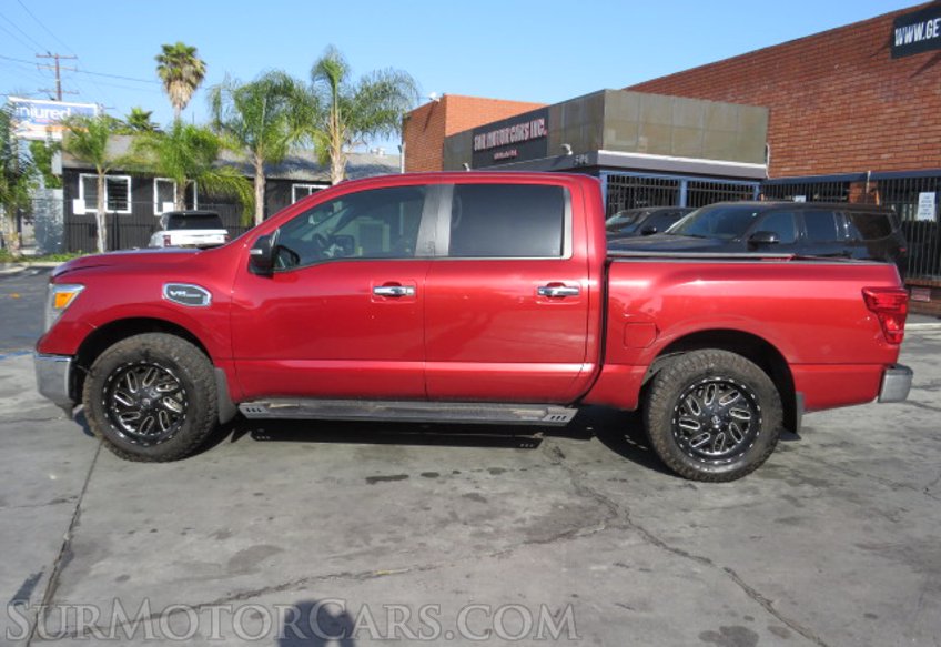 2017 Nissan Titan - Image 5