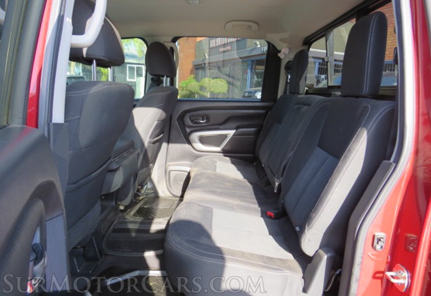2017 Nissan Titan - Image 32