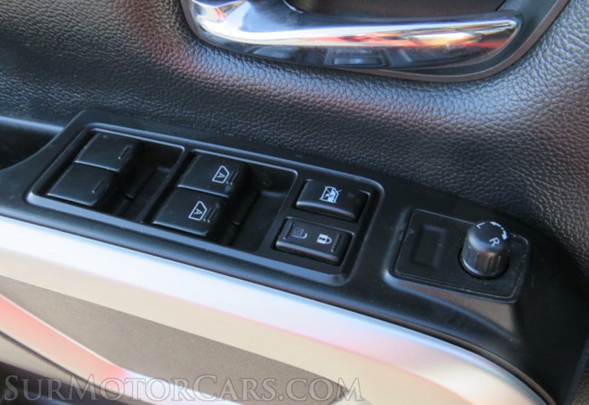 2017 Nissan Titan - Image 42