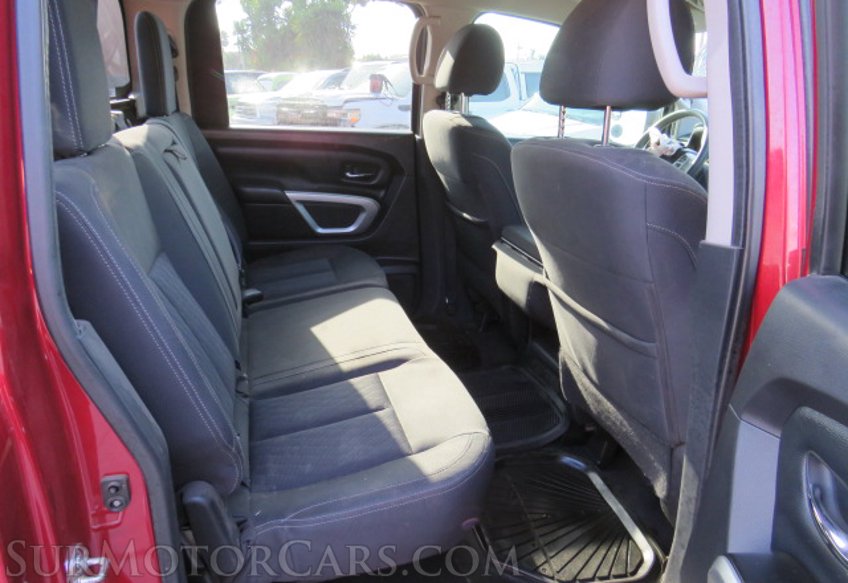2017 Nissan Titan - Image 31