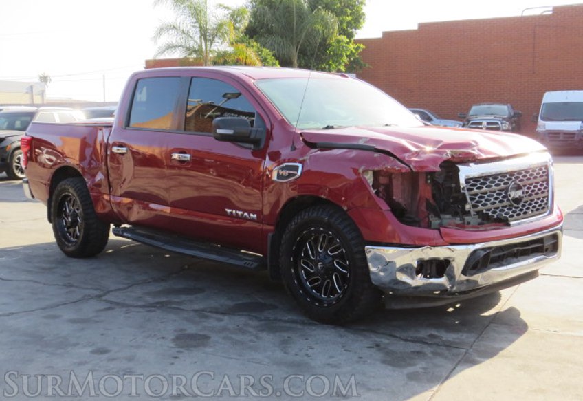 2017 Nissan Titan - Image 2