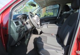 2017 Nissan Titan - Image 26