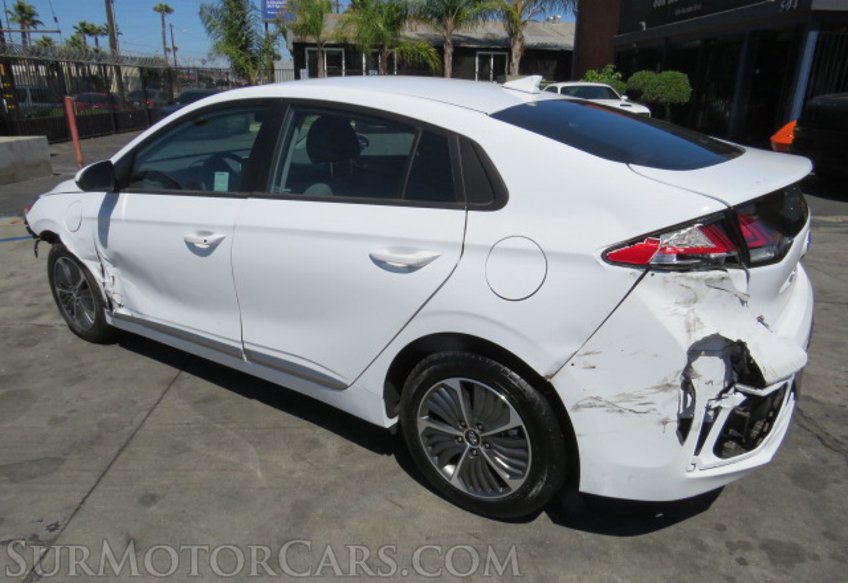 2022 Hyundai Ioniq Plug-In Hybrid - Image 10