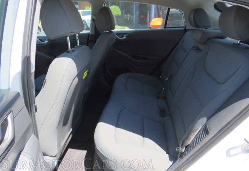 2022 Hyundai Ioniq Plug-In Hybrid - Image 30