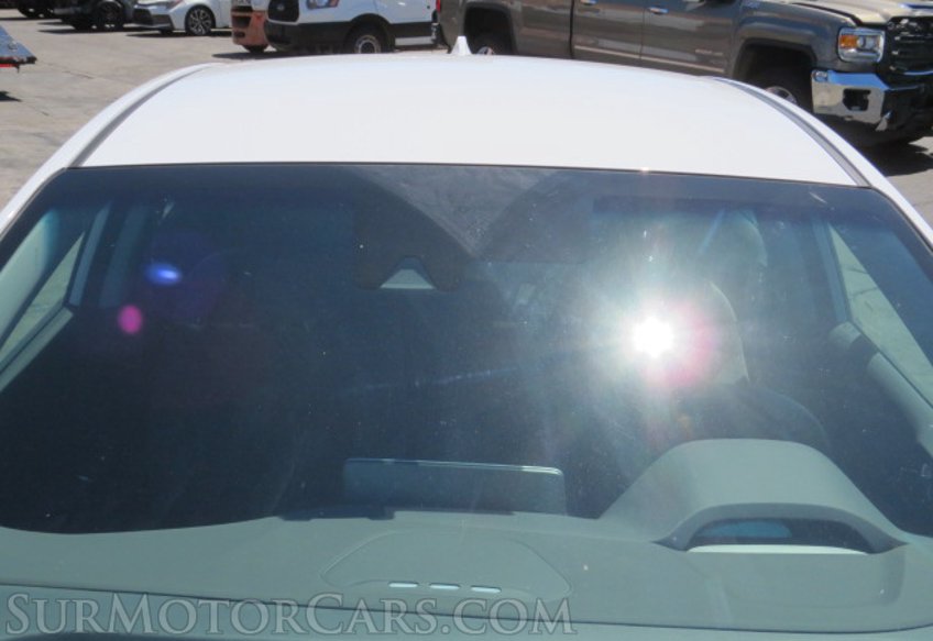 2022 Hyundai Ioniq Plug-In Hybrid - Image 17