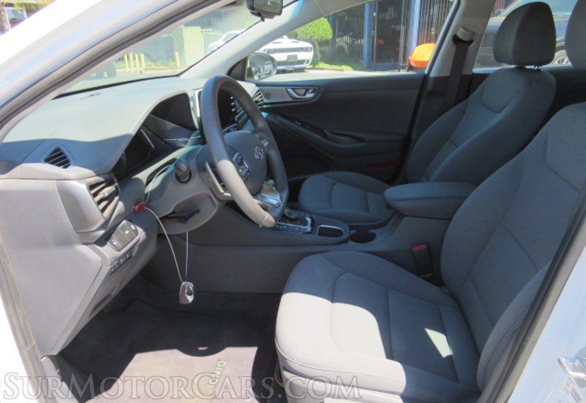 2022 Hyundai Ioniq Plug-In Hybrid - Image 25