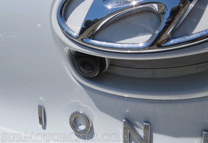 2022 Hyundai Ioniq Plug-In Hybrid - Image 15