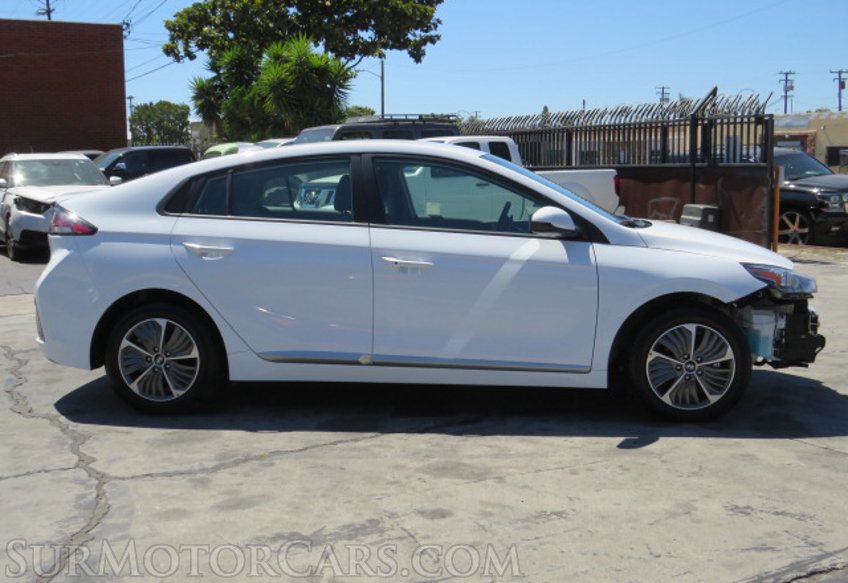 2022 Hyundai Ioniq Plug-In Hybrid - Image 6