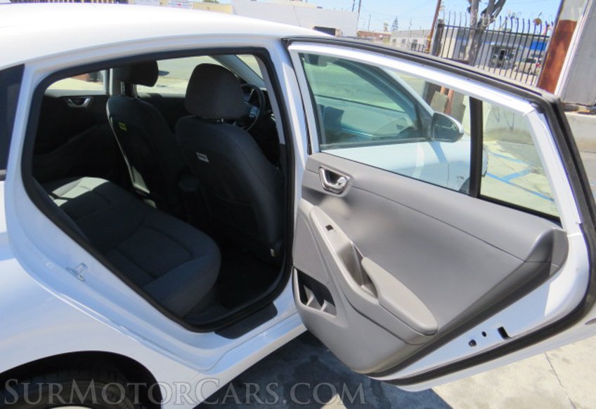 2022 Hyundai Ioniq Plug-In Hybrid - Image 29