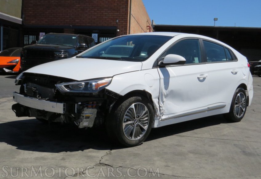 2022 Hyundai Ioniq Plug-In Hybrid - Image 4