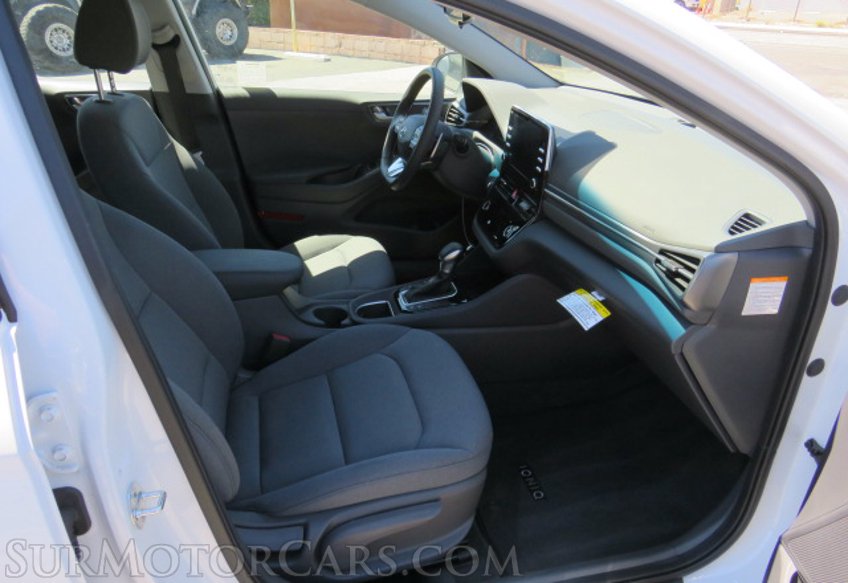 2022 Hyundai Ioniq Plug-In Hybrid - Image 24