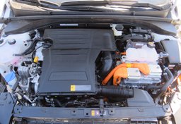 2022 Hyundai Ioniq Plug-In Hybrid - Image 53