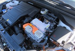 2022 Hyundai Ioniq Plug-In Hybrid - Image 54