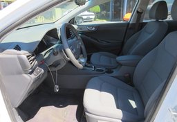 2022 Hyundai Ioniq Plug-In Hybrid - Image 25