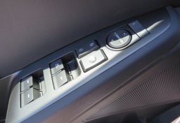 2022 Hyundai Ioniq Plug-In Hybrid - Image 46