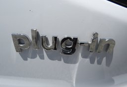 2022 Hyundai Ioniq Plug-In Hybrid - Image 19